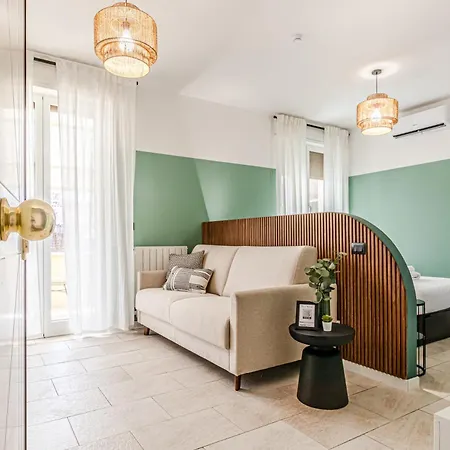 Japandi Apartment, Zona Porto Con Balcone E Jacuzzi Idromassaggio Apartment *